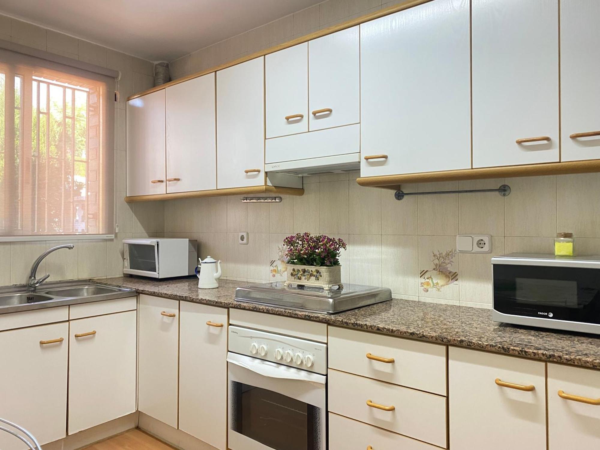 Tarracohomes, Th156 Casa Roser Familiar Y Con Piscina Compartida Таррагона Экстерьер фото